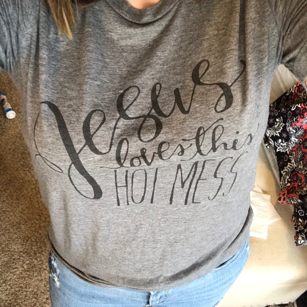 Grey t shirt